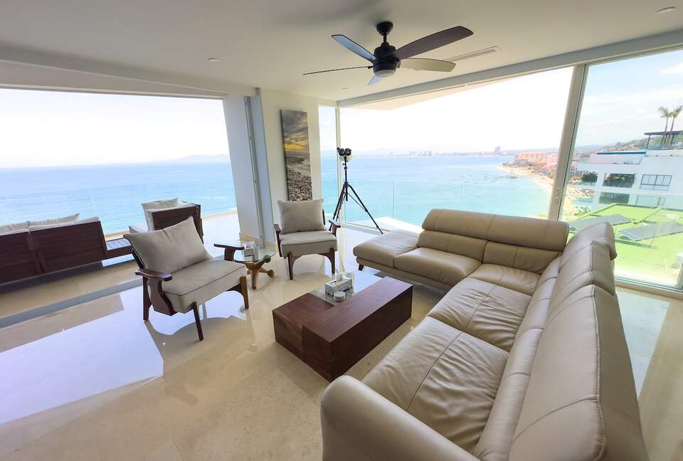 Sophisticated Penthouse with Ocean Views - Puerto Vallarta, Mexico