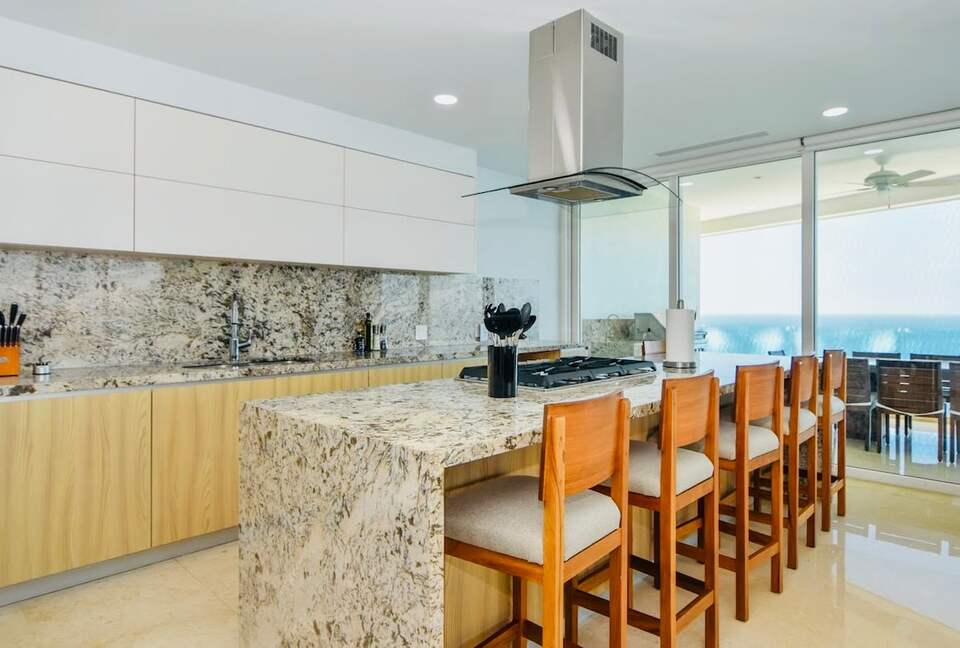 Sophisticated Penthouse with Ocean Views - Puerto Vallarta, Mexico