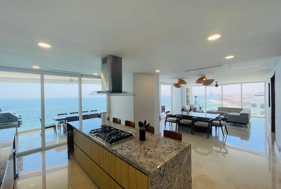 Sophisticated Penthouse with Ocean Views - Puerto Vallarta, Mexico