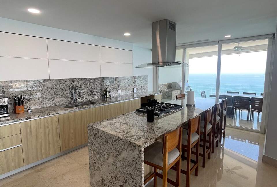 Sophisticated Penthouse with Ocean Views - Puerto Vallarta, Mexico