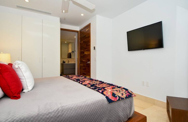 Sophisticated Penthouse with Ocean Views - Puerto Vallarta, Mexico