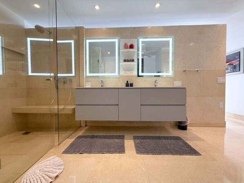 Sophisticated Penthouse with Ocean Views - Puerto Vallarta, Mexico
