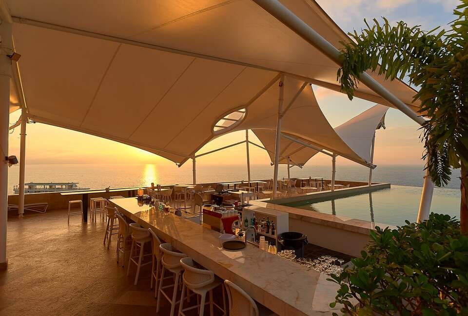 Sophisticated Penthouse with Ocean Views - Puerto Vallarta, Mexico