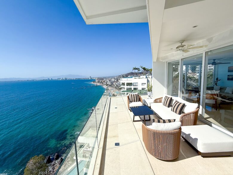 Sophisticated Penthouse with Ocean Views - Puerto Vallarta, Mexico