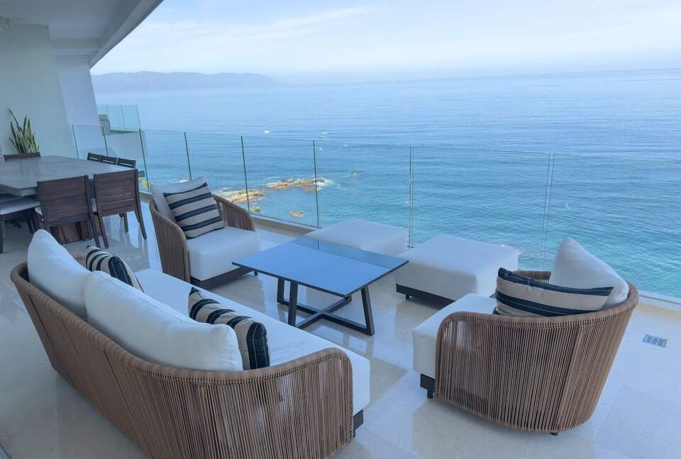 Sophisticated Penthouse with Ocean Views - Puerto Vallarta, Mexico
