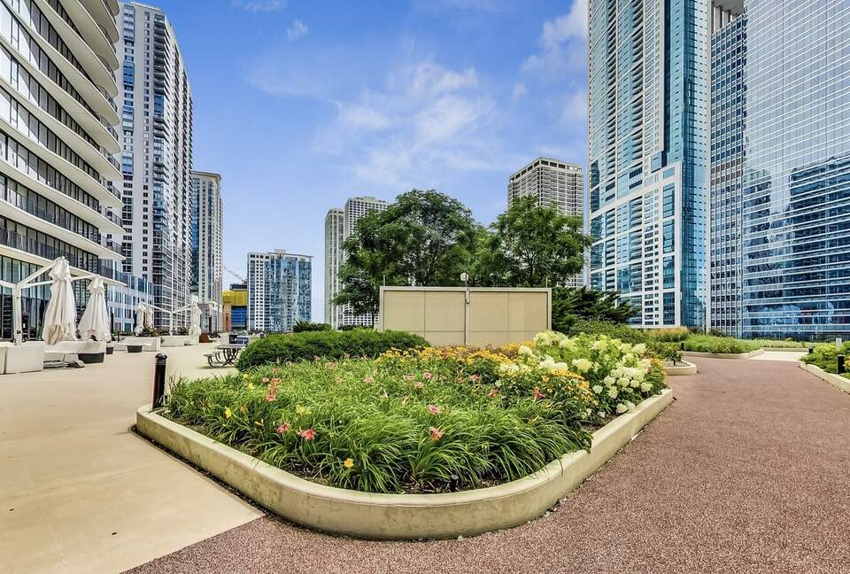 Panoramic Living in the Heart of Chicago - Chicago, Illinois