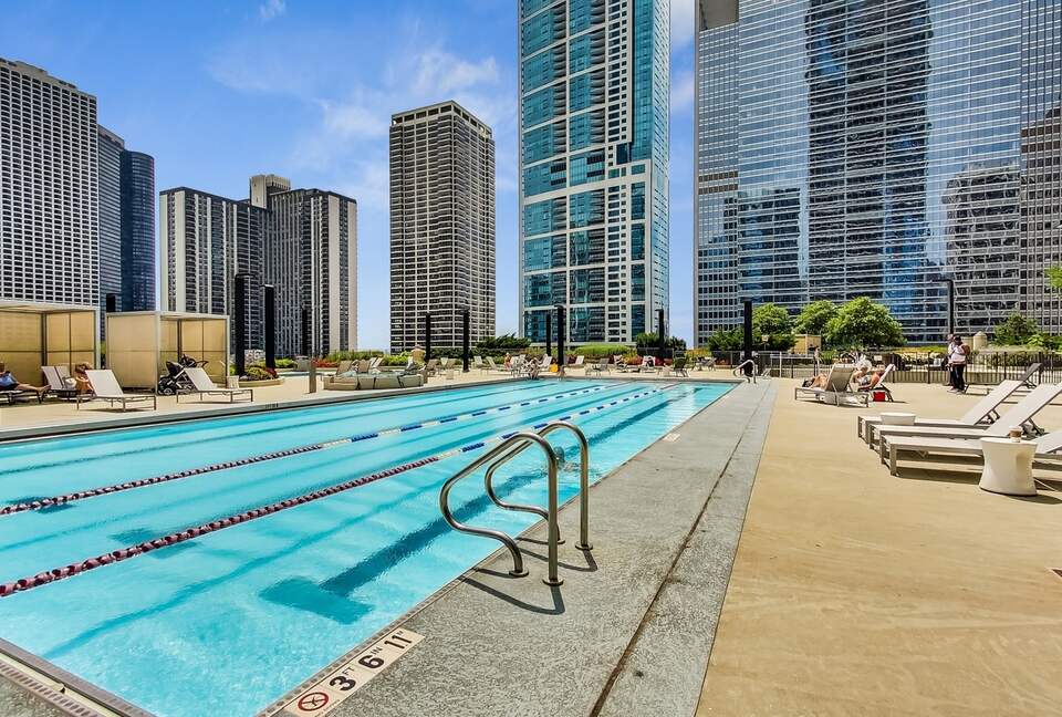 Panoramic Living in the Heart of Chicago - Chicago, Illinois