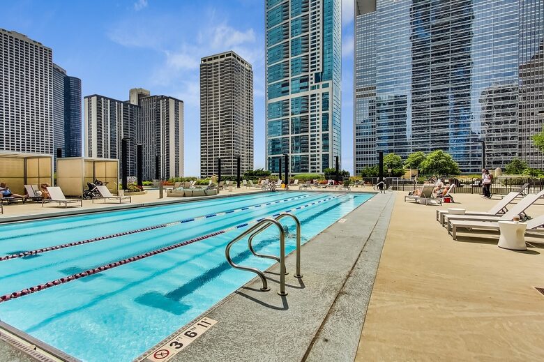 Panoramic Living in the Heart of Chicago - Chicago, Illinois