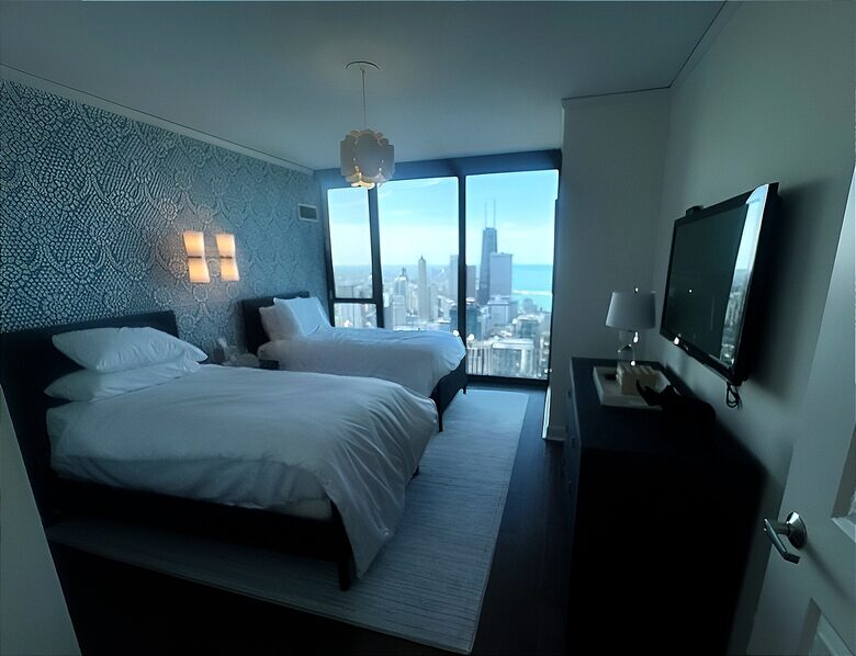 Panoramic Living in the Heart of Chicago - Chicago, Illinois