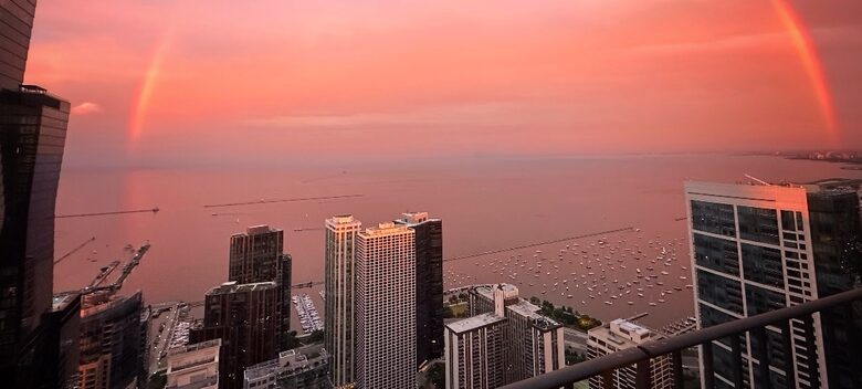 Panoramic Living in the Heart of Chicago - Chicago, Illinois