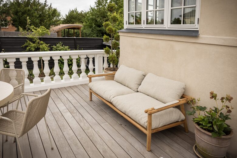 Elegant Three-Story Townhome Near Copenhagen’s Best Attractions - Copenhagen, Denmark