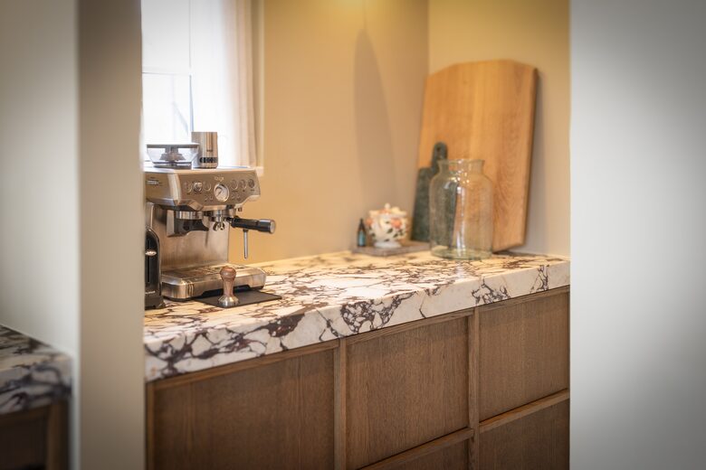 Elegant Three-Story Townhome Near Copenhagen’s Best Attractions - Copenhagen, Denmark