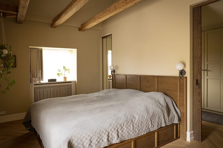 Elegant Three-Story Townhome Near Copenhagen’s Best Attractions - Copenhagen, Denmark