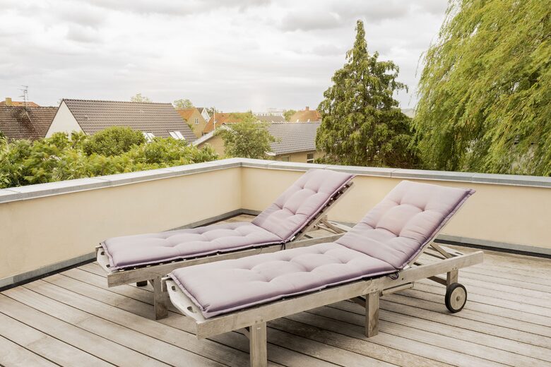 Elegant Three-Story Townhome Near Copenhagen’s Best Attractions - Copenhagen, Denmark