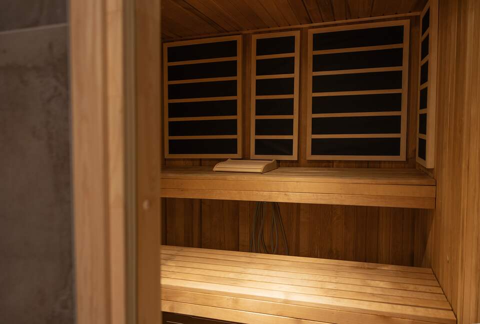 Elegant Three-Story Townhome Near Copenhagen’s Best Attractions - Copenhagen, Denmark