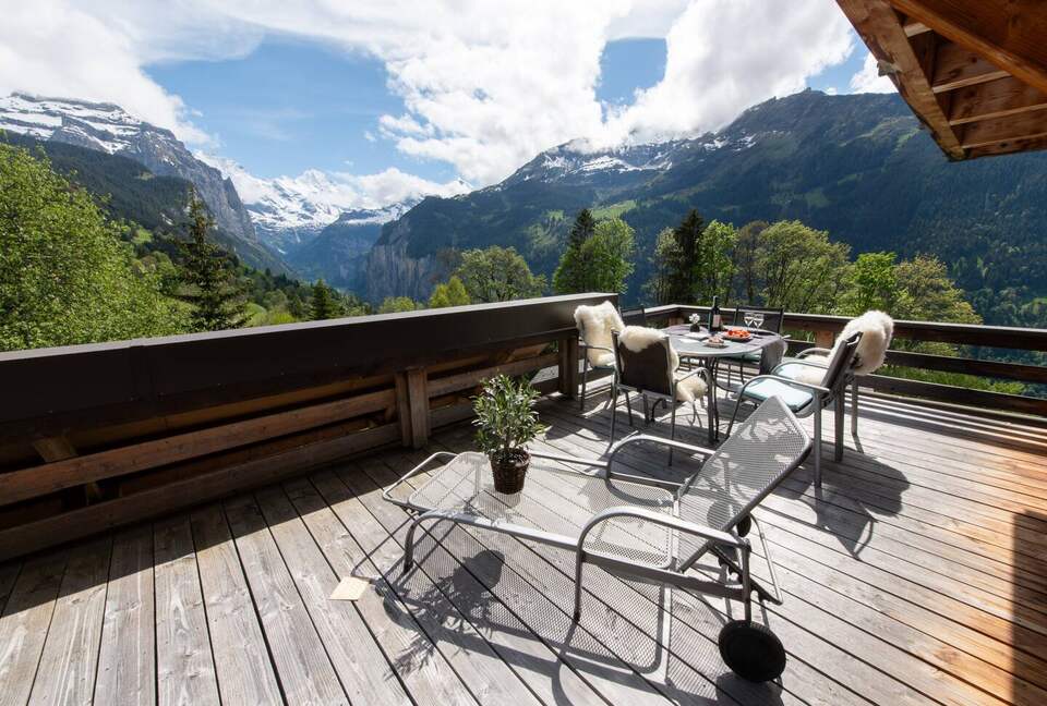 A Sophisticated Mountain Retreat in Wengen - Wengen, Switzerland