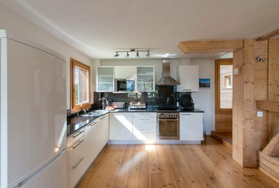 A Sophisticated Mountain Retreat in Wengen - Wengen, Switzerland