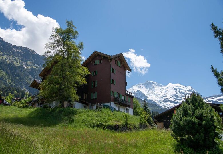 A Sophisticated Mountain Retreat in Wengen - Wengen, Switzerland