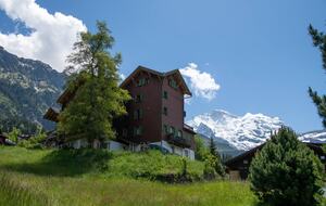 A Sophisticated Mountain Retreat in Wengen - Wengen, Switzerland