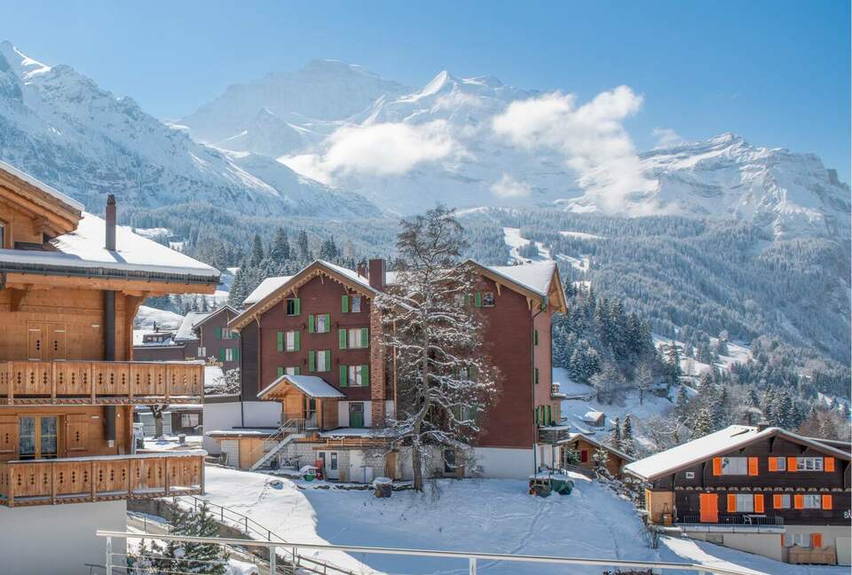 A Sophisticated Mountain Retreat in Wengen - Wengen, Switzerland