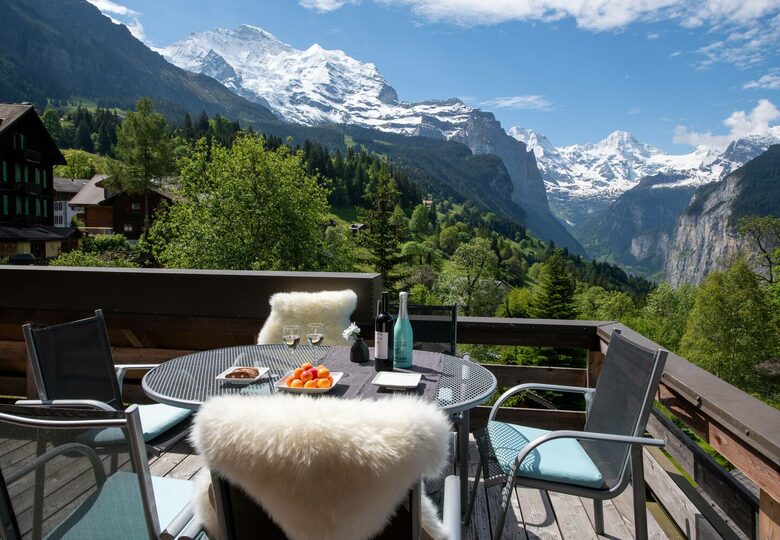 A Sophisticated Mountain Retreat in Wengen - Wengen, Switzerland