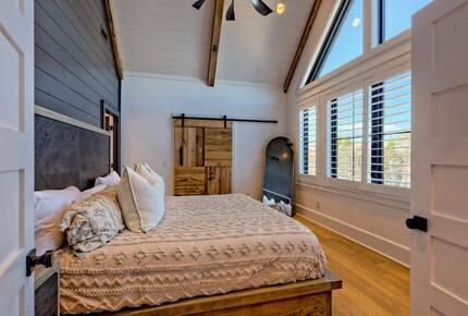 Sunset Views and Sophisticated Lakefront Living - Hayesville, North Carolina