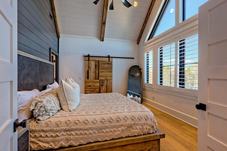 Sunset Views and Sophisticated Lakefront Living - Hayesville, North Carolina