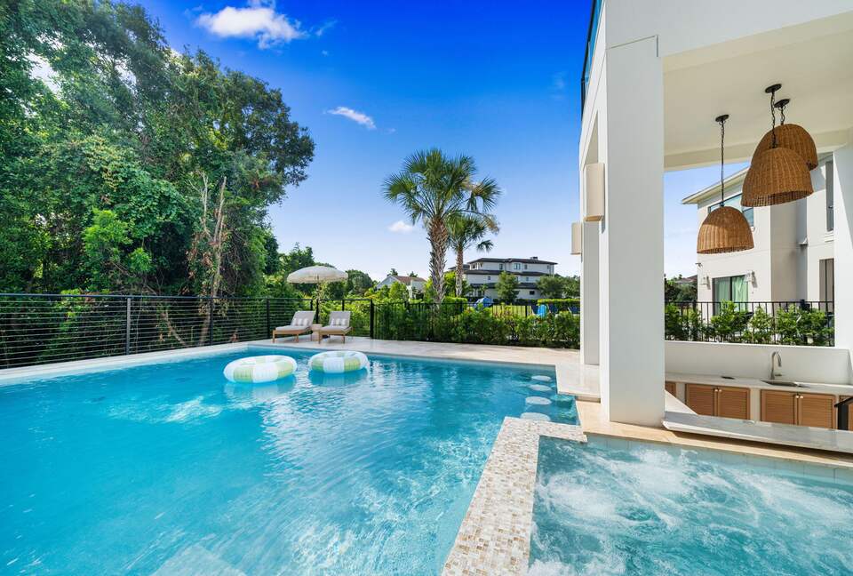 Reunion Elevated Elegance - Reunion, Florida