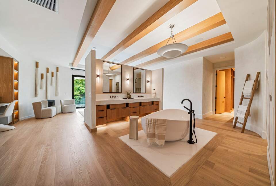 Reunion Elevated Elegance - Reunion, Florida