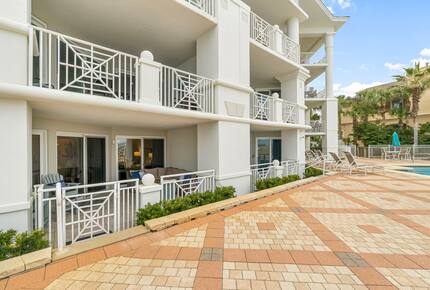 Elegant Ground-Floor Condo Steps from the Gulf - Santa Rosa Beach, Florida