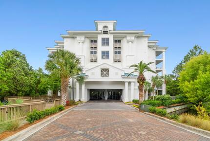 Elegant Ground-Floor Condo Steps from the Gulf - Santa Rosa Beach, Florida