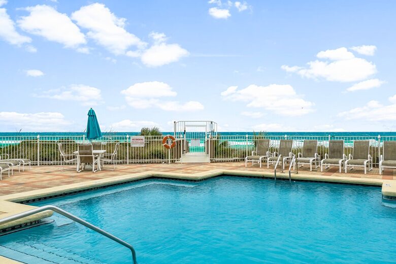 Elegant Ground-Floor Condo Steps from the Gulf - Santa Rosa Beach, Florida