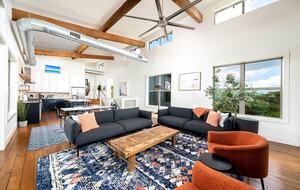 Canyon Lake Escape with Captivating Views - Canyon Lake, Texas