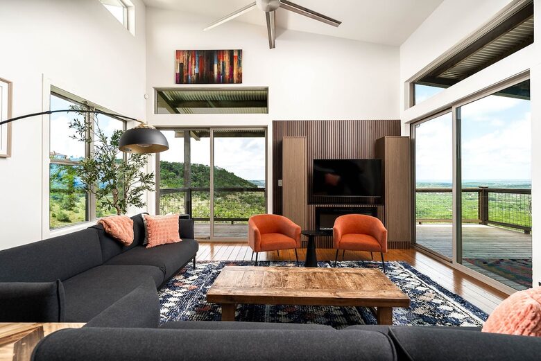 Canyon Lake Escape with Captivating Views - Canyon Lake, Texas