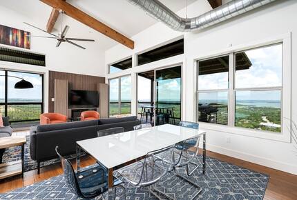 Canyon Lake Escape with Captivating Views - Canyon Lake, Texas