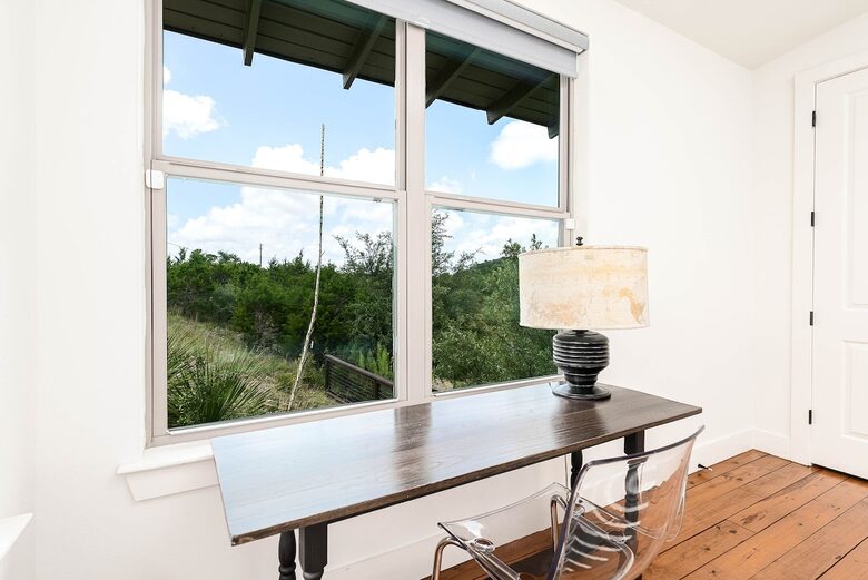 Canyon Lake Escape with Captivating Views - Canyon Lake, Texas