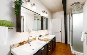 Canyon Lake Escape with Captivating Views - Canyon Lake, Texas