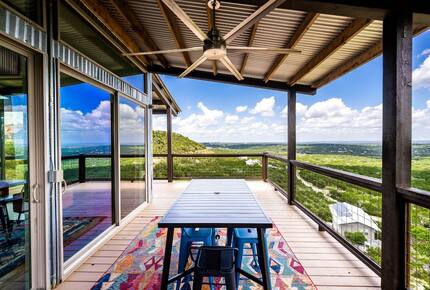 Canyon Lake Escape with Captivating Views - Canyon Lake, Texas