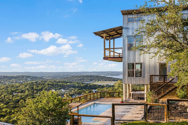 Canyon Lake Escape with Captivating Views - Canyon Lake, Texas