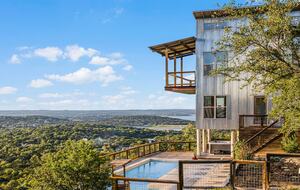 Canyon Lake Escape with Captivating Views - Canyon Lake, Texas