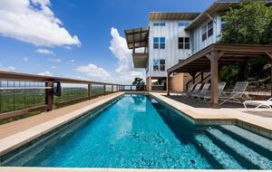 Canyon Lake Escape with Captivating Views - Canyon Lake, Texas