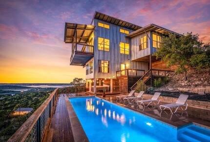 Canyon Lake Escape with Captivating Views - Canyon Lake, Texas