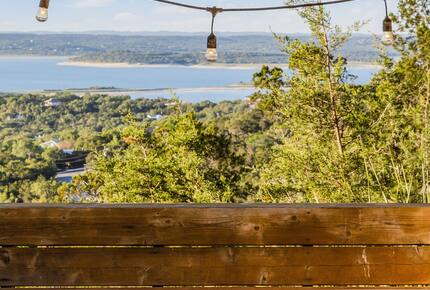 Canyon Lake Escape with Captivating Views - Canyon Lake, Texas