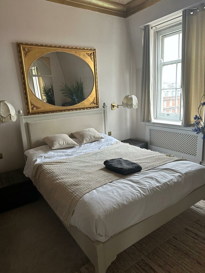 Grosvenor Square Residence in the Heart of Mayfair - London, United Kingdom