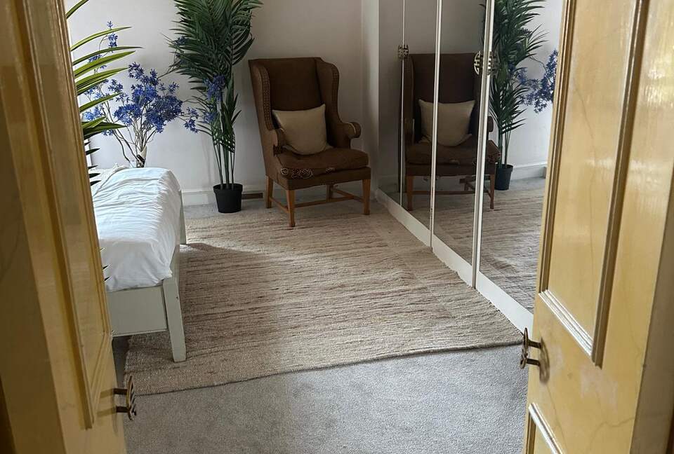 Grosvenor Square Residence in the Heart of Mayfair - London, United Kingdom