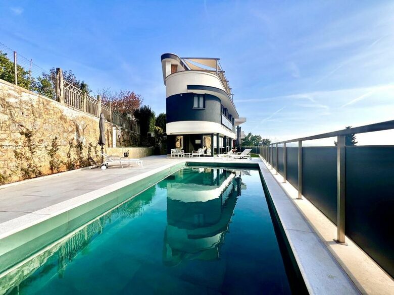 Luxury Coastal Villa with Heated Pool & Rooftop Spa - Opatija, Croatia