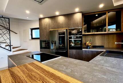Luxury Coastal Villa with Heated Pool & Rooftop Spa - Opatija, Croatia