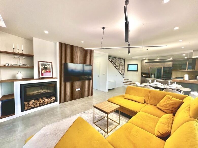Luxury Coastal Villa with Heated Pool & Rooftop Spa - Opatija, Croatia