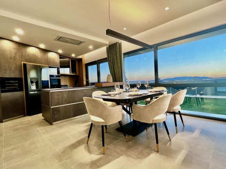 Luxury Coastal Villa with Heated Pool & Rooftop Spa - Opatija, Croatia