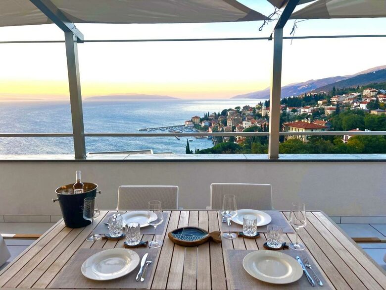 Luxury Coastal Villa with Heated Pool & Rooftop Spa - Opatija, Croatia
